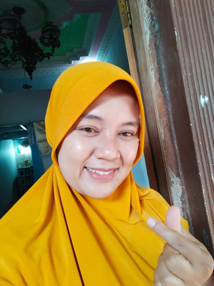 Ibu Indriyana